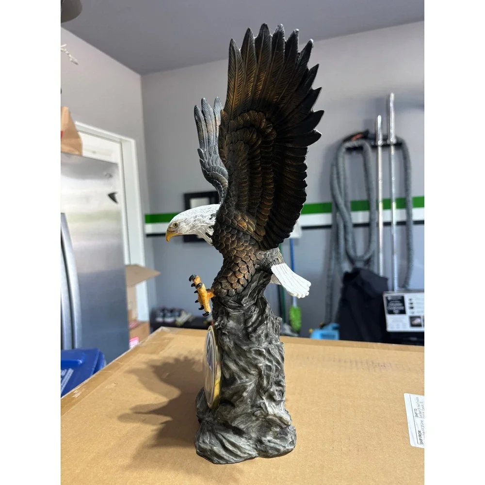 Crosa Vintage Bald Eagle Desk Clock Resin Sculpture 15 Inch Wildlife Decor